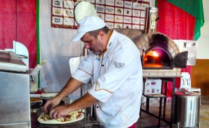 Dono de uma pizzaria em Santa Catarina, Ricardo veio a São João del-Rei especialmente para o Festival