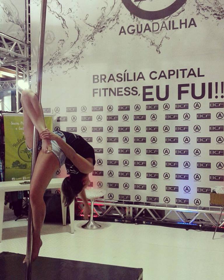 Pole Dance ganha espaço em São João del-Rei