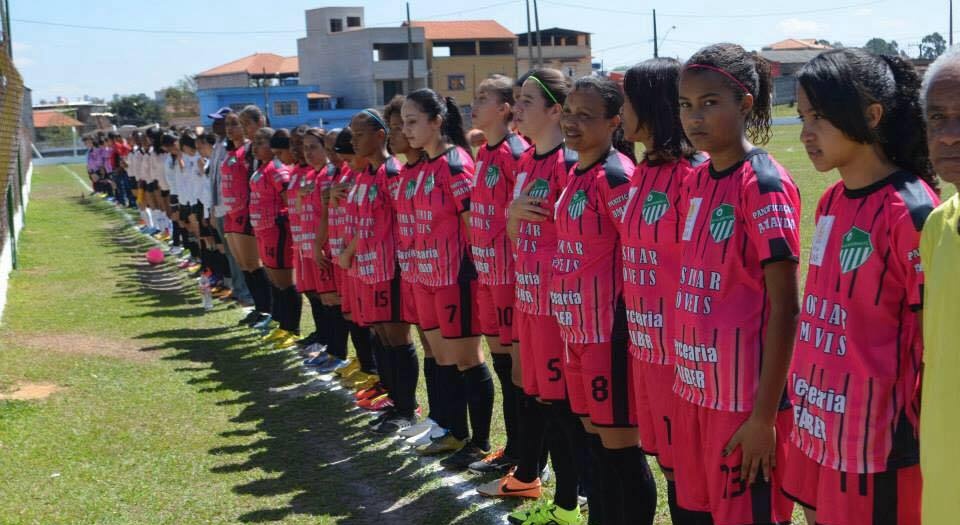 Iniciativa abrange público feminino apaixonado pelo esporte na região. FOTO: Prefeitura de Santa Cruz de Minas