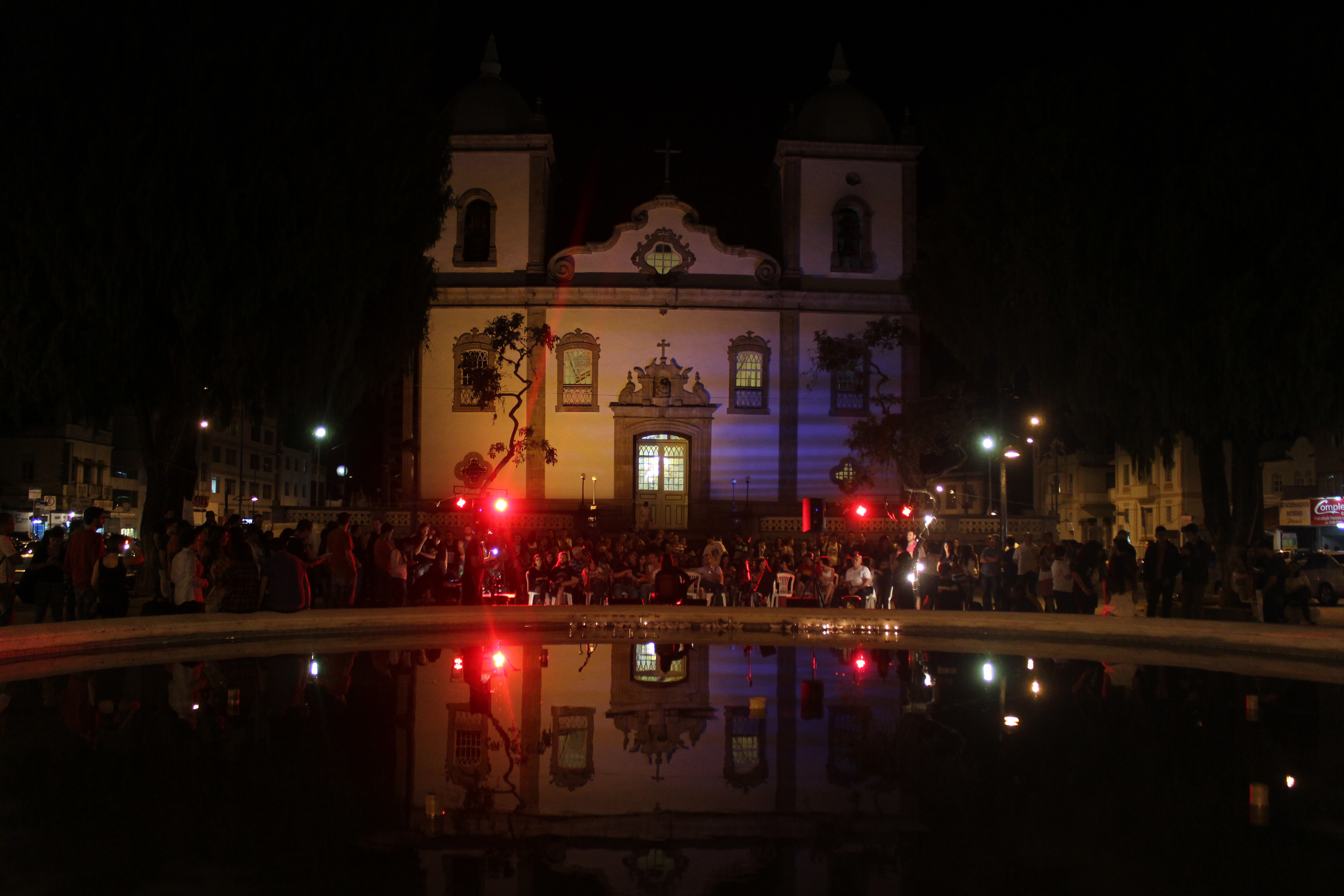 Abertura do Festival ocupa a praça dos Andradas em Barbacena. FOTO: Hilreli Alves/Rede Trilho