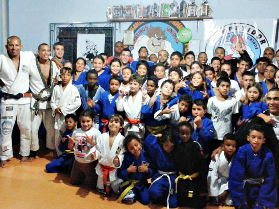 Guerreiros Unidos Jiu-Jitsu é um projeto de inclusão social em Santa Cruz de Minas - FOTO: Arquivo pessoal de Alex