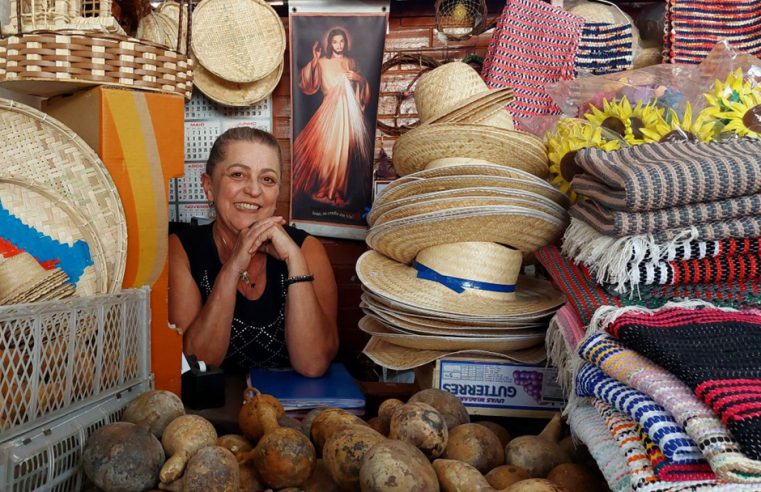 O descaso com o Mercado Municipal e a vivência de uma comerciante local: conheça Maria do Socorro Bringel