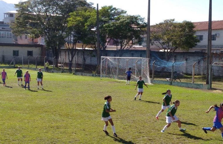 Prefeitura de Santa Cruz de Minas realiza primeiro campeonato regional de futebol feminino de base