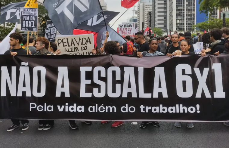 QUEM DECIDE NÃO SE DECIDE
