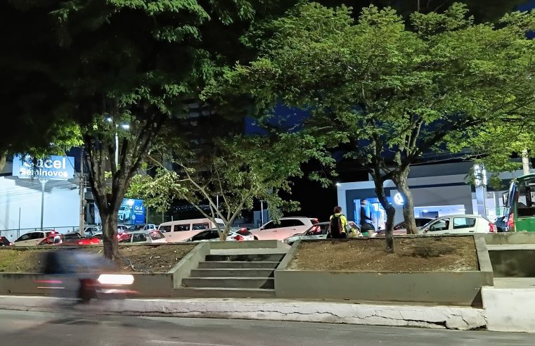 Trânsito Caótico vira risco diário