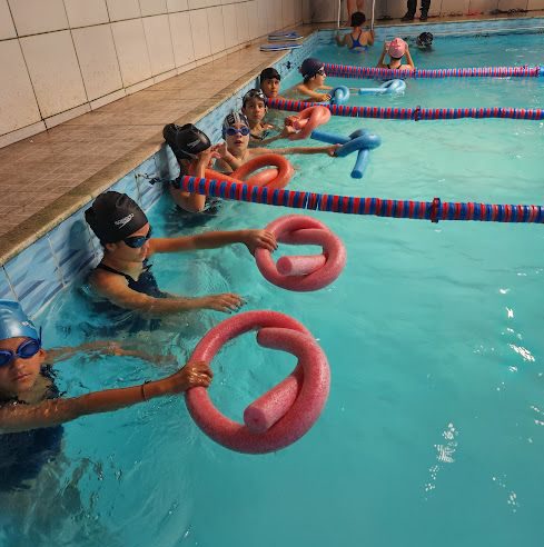 Projeto Nado Bem: ARCOM-SC promove qualidade de vida gratuitamente em Barbacena